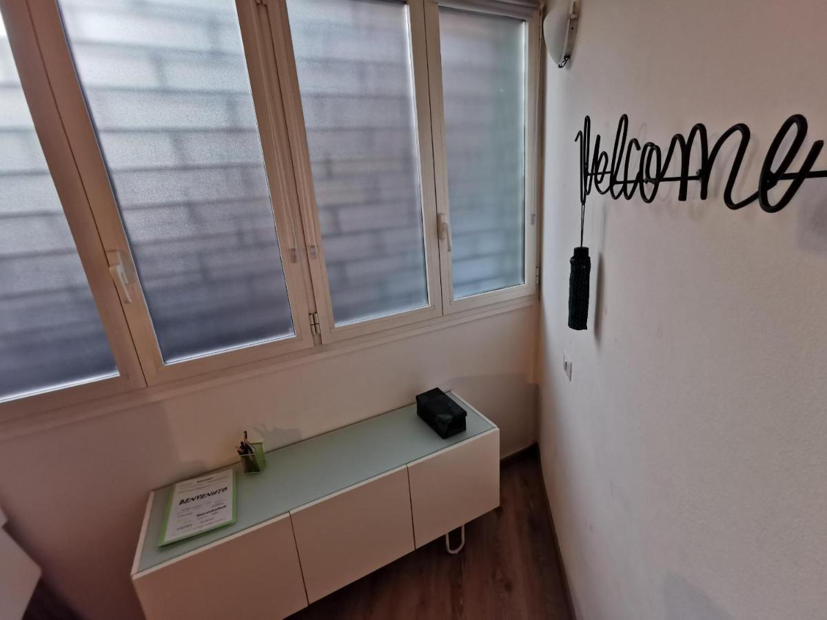 Navigli Area- New Loft FULLY EQUIPPED 5 pax Milano Esterno foto